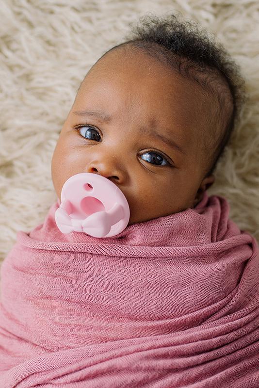 Sweetie Soother™ - Pacifier 2-Pack Itzy Ritzy Pink Bows