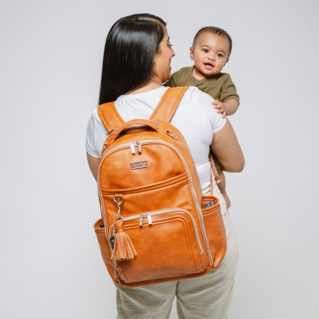 How to Choose the Right Diaper Bag for Your Needs: Small or Large – Itzy  Ritzy