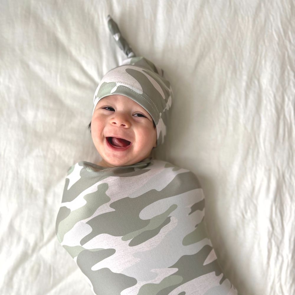 Cyber Cutie Cocoon™ - Baby Cocoon & Hat Set Cocoons Itzy Ritzy 