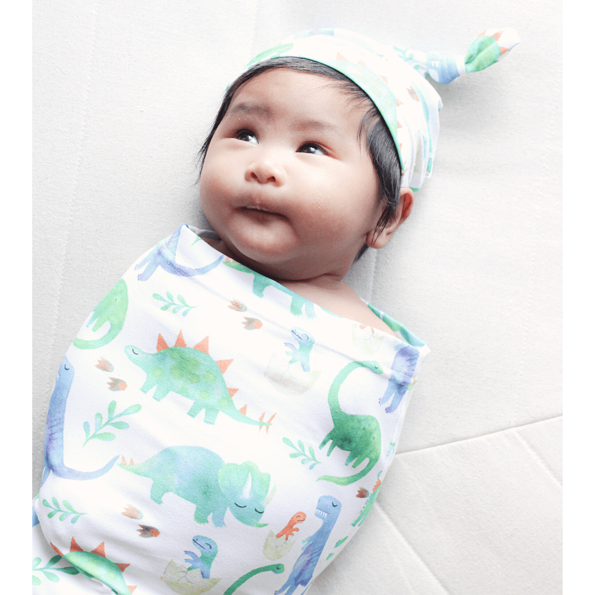 Cyber Cutie Cocoon™ - Baby Cocoon & Hat Set Cocoons Itzy Ritzy 