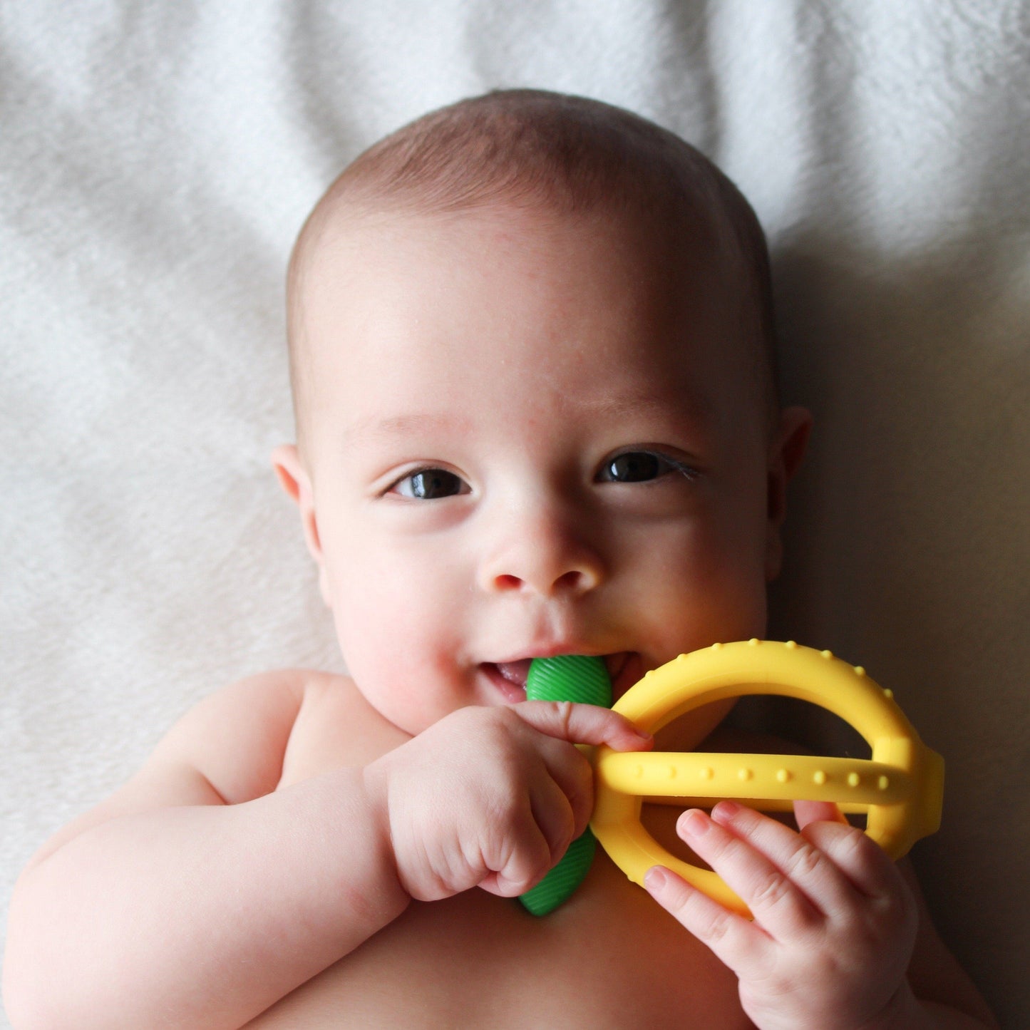 Cyber Bitzy Biter™ Teething Ball & Training Toothbrush Teething Itzy Ritzy® Lemon Drop